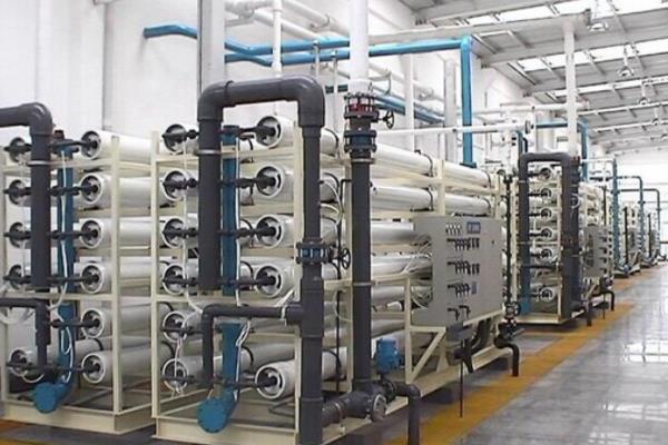 Reverse osmosis membrane scale inhibitor can be customized according to water quality detection and analysis results Reverse osmosis membrane scale inhibitor can be customized according to water quality detection and analysis results